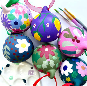 Ceramic Bauble Painting