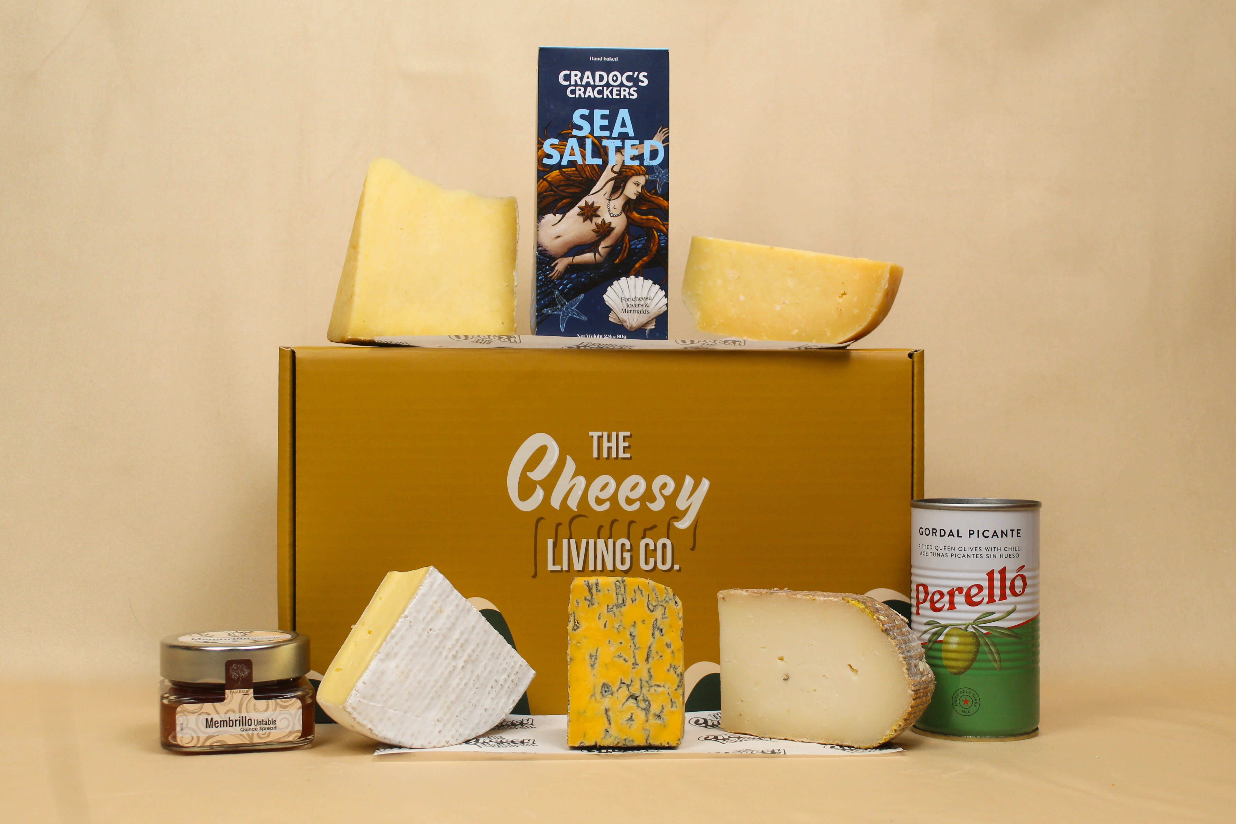 Cheesy Favourites Hamper with Crackers, Quince & Perello Olives